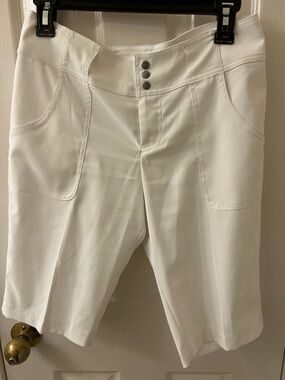 Jofit White Athletic Golf Bermuda Shorts